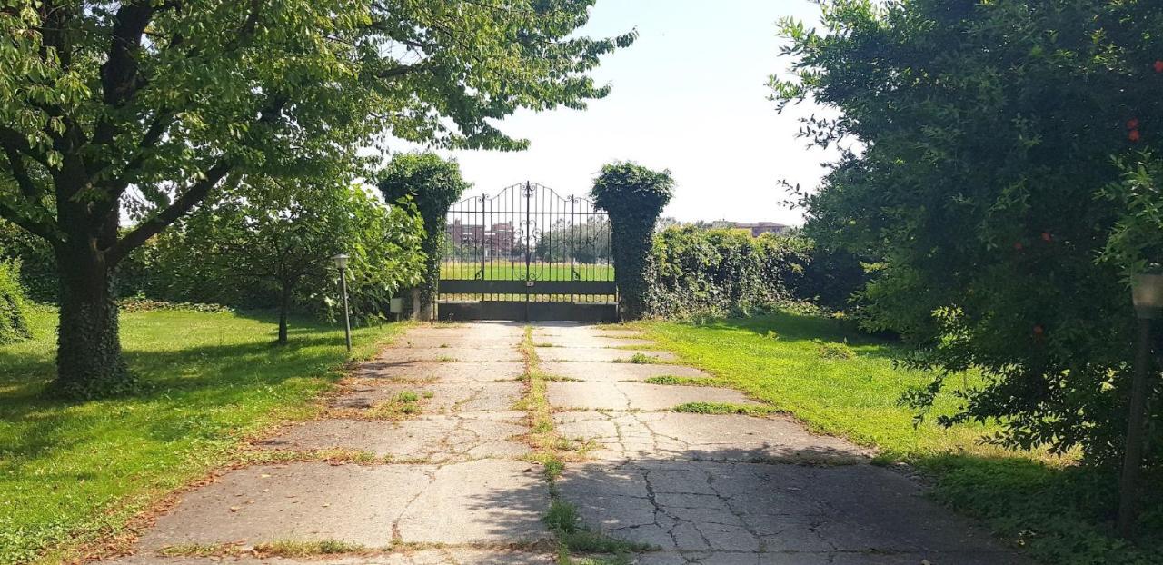 Caseospitali - Ca Del Frassino, Suggestivo Appartamento In Villa 2 Camere E 2 Bagni Per 5 Gorgonzola Exterior photo